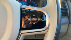 Volvo XC90 2.0 B5P Plus Edition Dark 5dr AWD Geartronic Petrol Estate